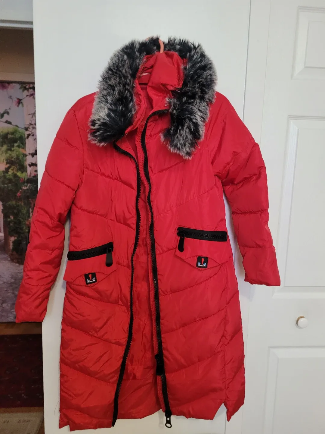 Red Puffer Coat with Faux Fur Hood brand new size M $30
