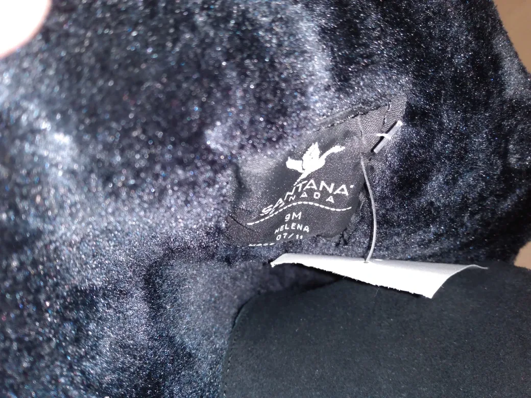 Women's black Santana new with price tag winter boots size 9 image indicator(4)