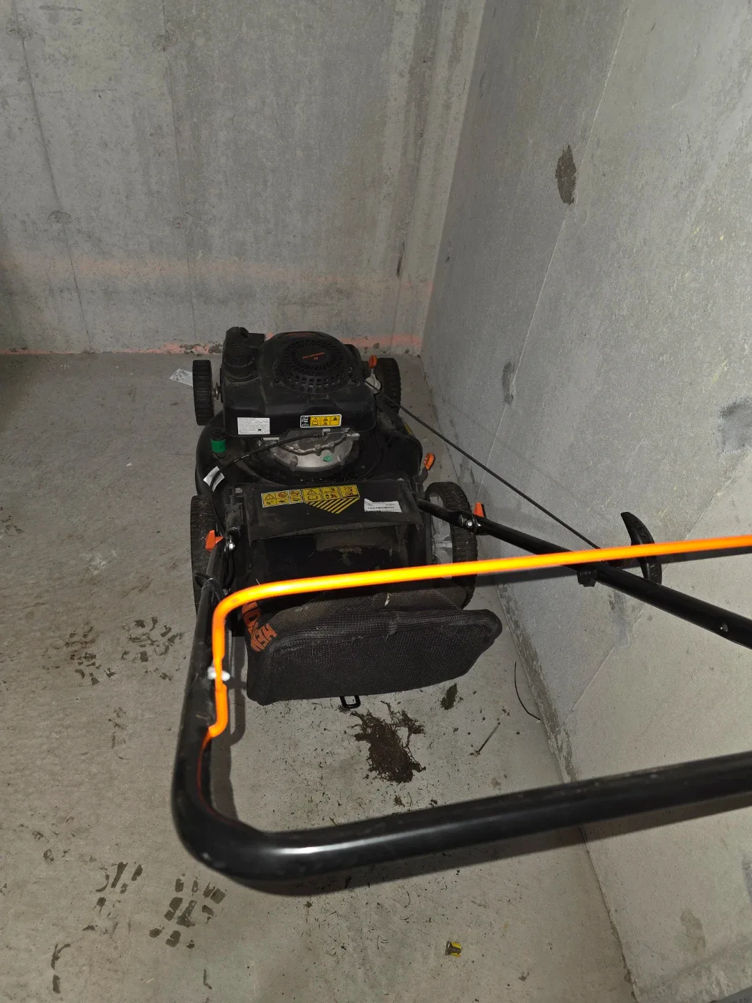 Remington Gas Powered Lawn Mower image indicator(3)