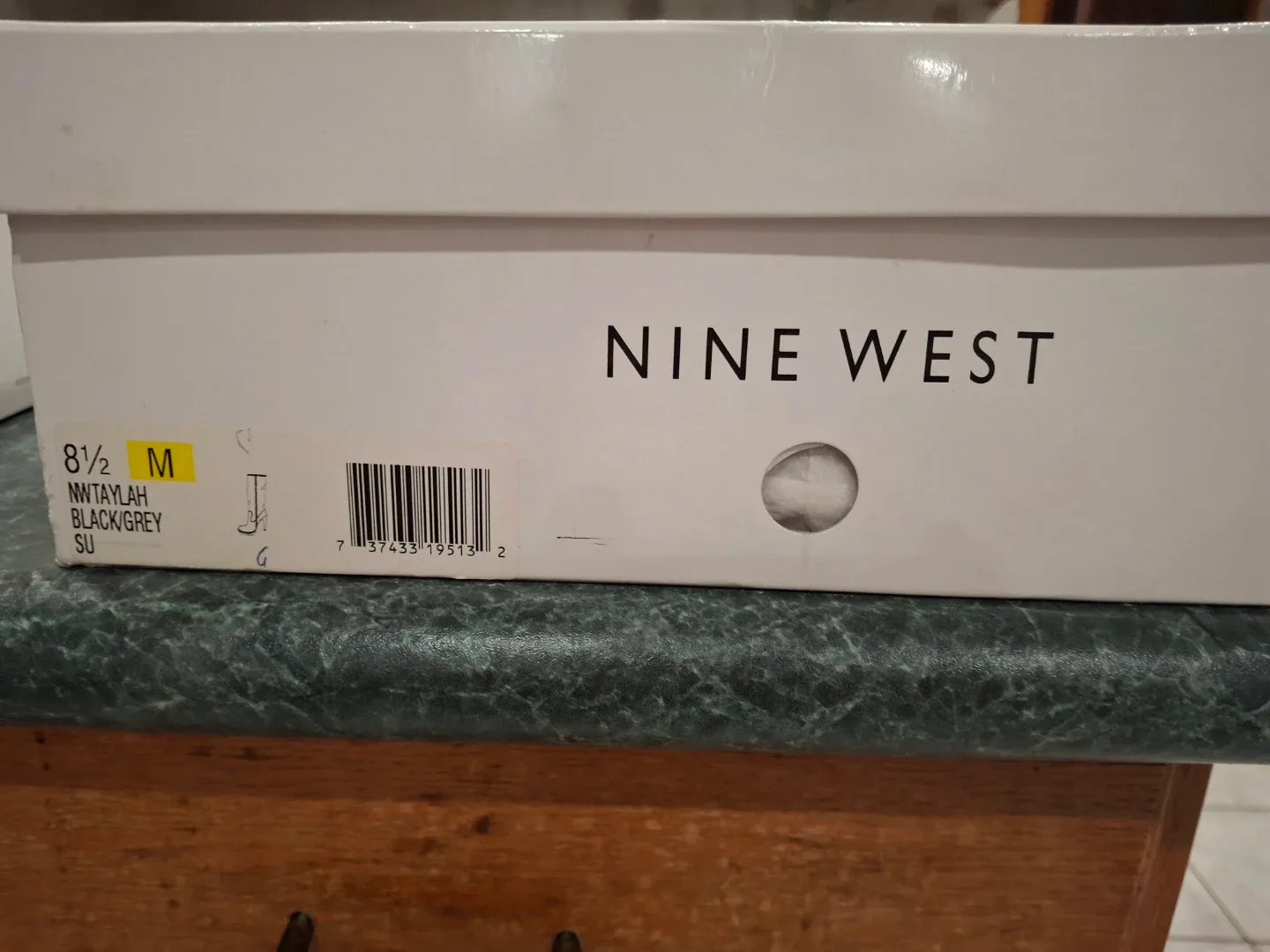 Nine West NWTAYLAH Boots - Size 8.5M image indicator(3)