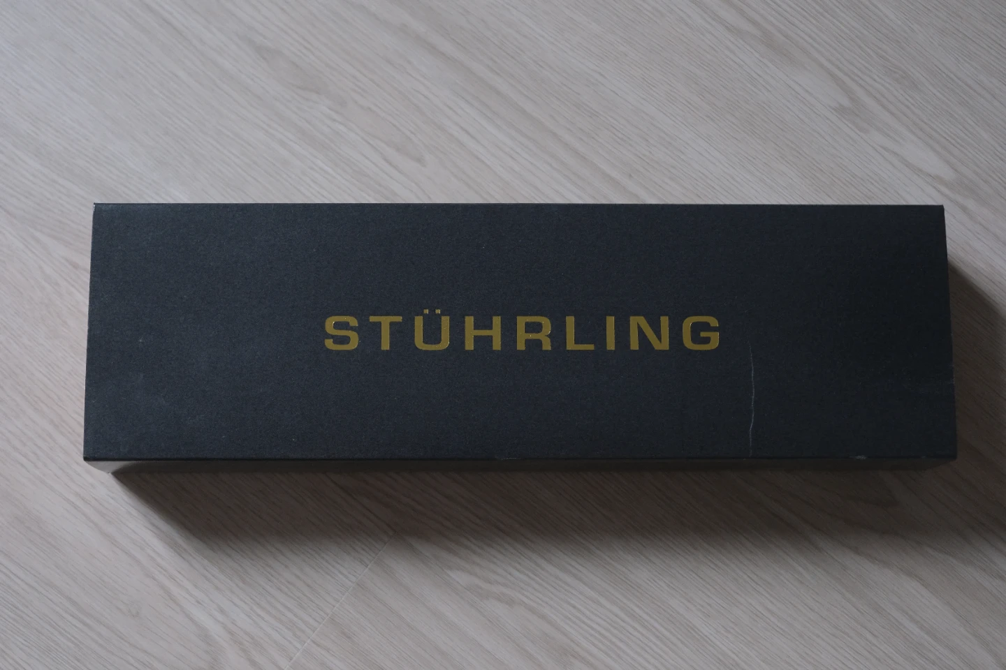 Stührling Celestia 898 39mm Like New - photo 5