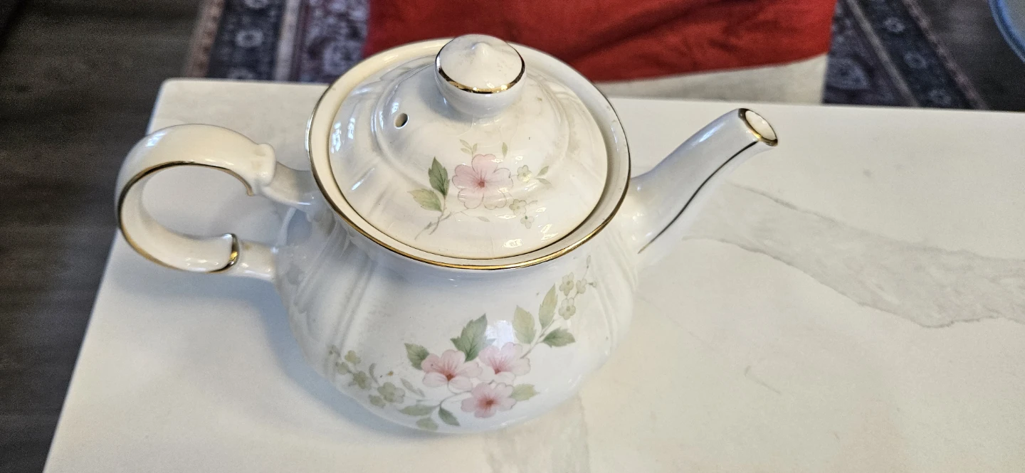 Floral Teapot - photo 2
