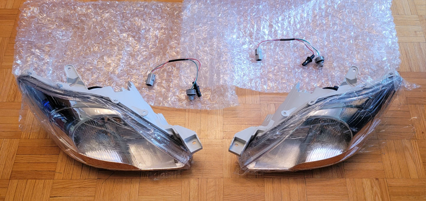 Headlight Assembly Pair for 2007–2011 Toyota Yaris Sedan - photo 4