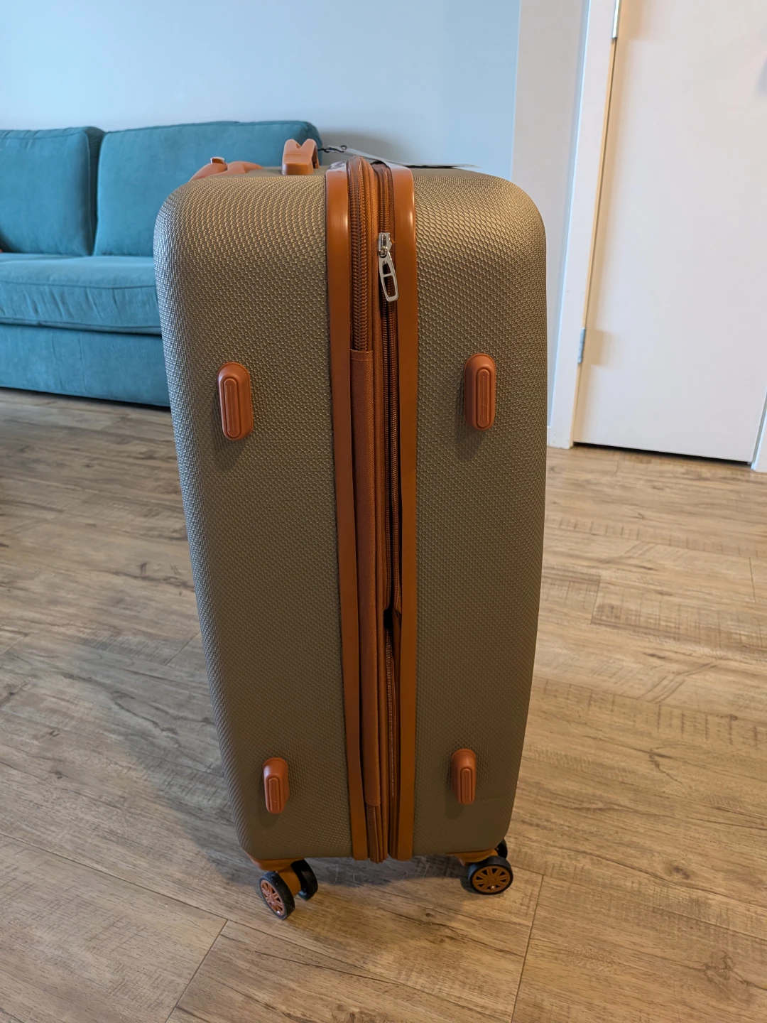 Suitcase explorer - photo 3