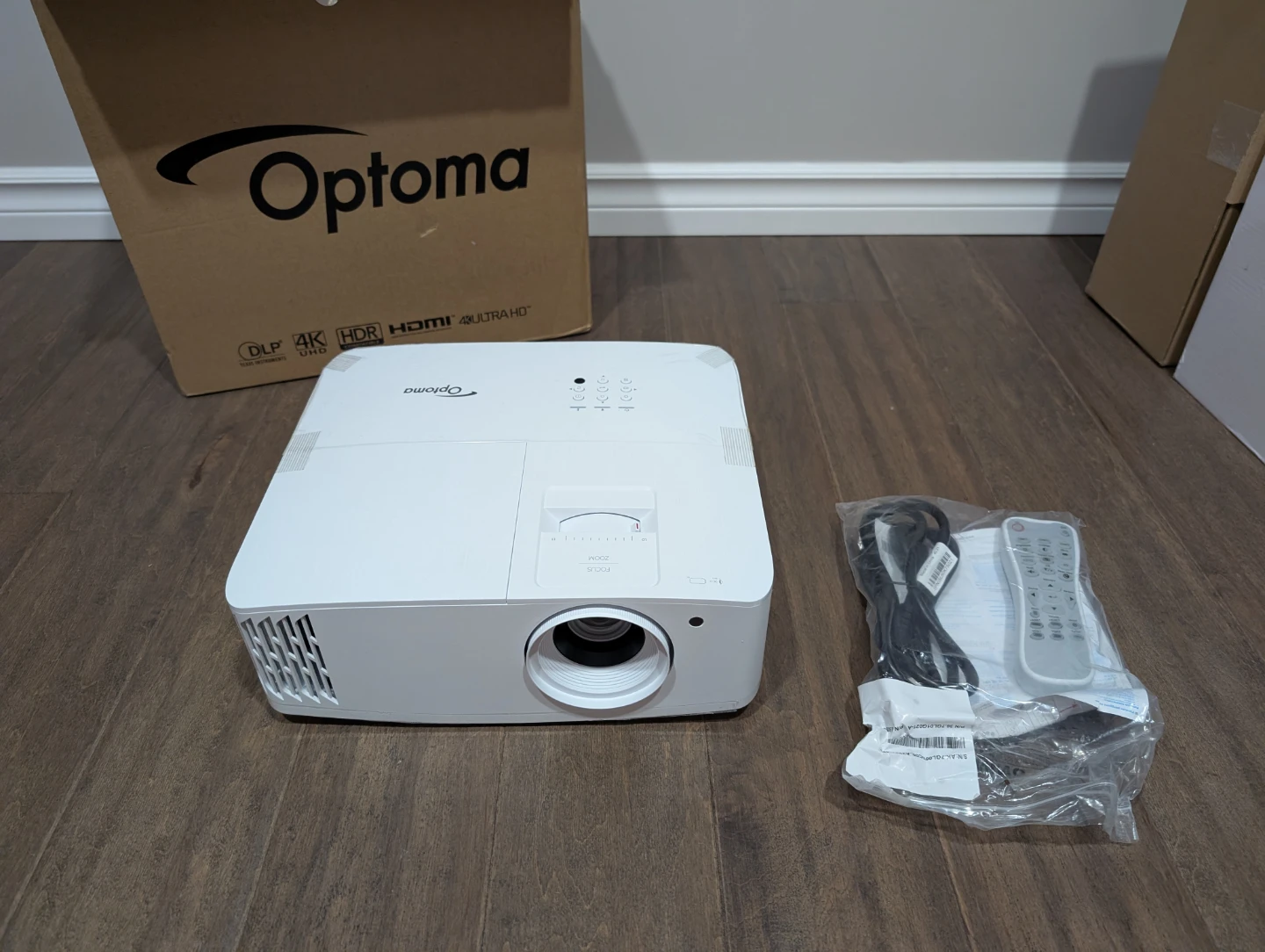 Brand New Optoma True 4K UHD Projector For Sale - photo 5