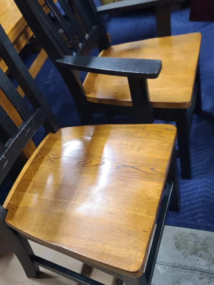 OAK DINING TABLE WITH EXTENSION AND 6 CHAIRS image indicator(4)