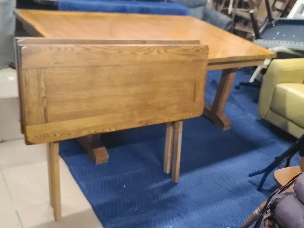 OAK DINING TABLE WITH EXTENSION AND 6 CHAIRS image indicator(7)