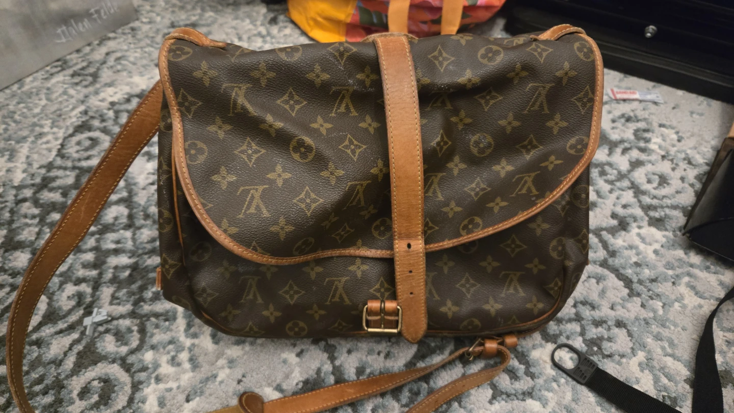 Louis Vuitton Monogram Saumur 35 Double Saddle Messenger Bag
