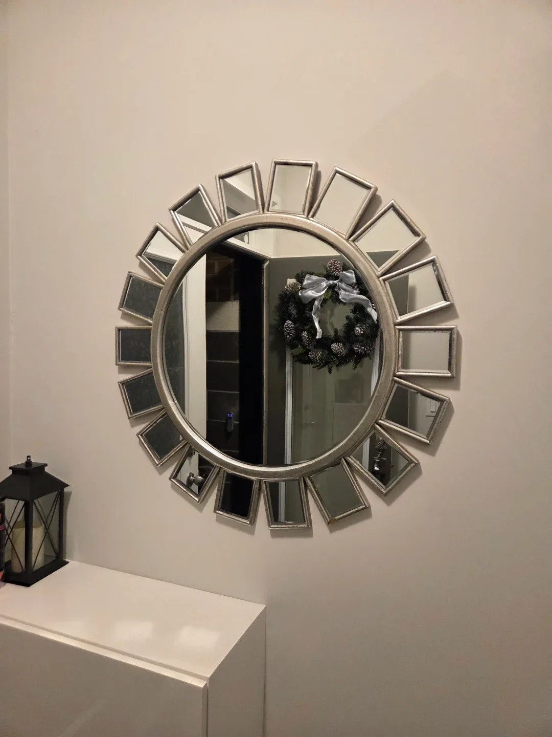 Round Decorative Mirror