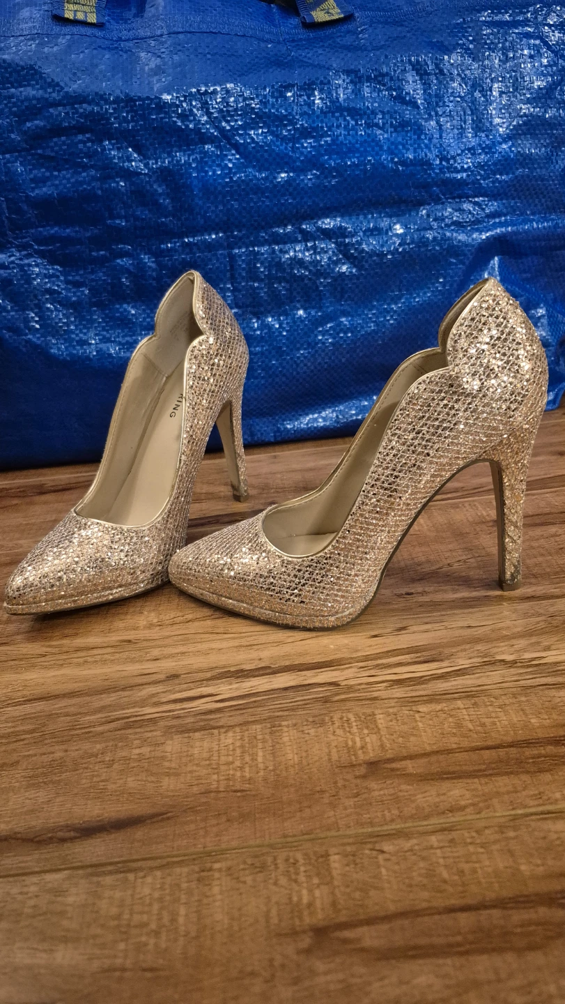 Call It Spring Gold Glitter Heels - photo 2