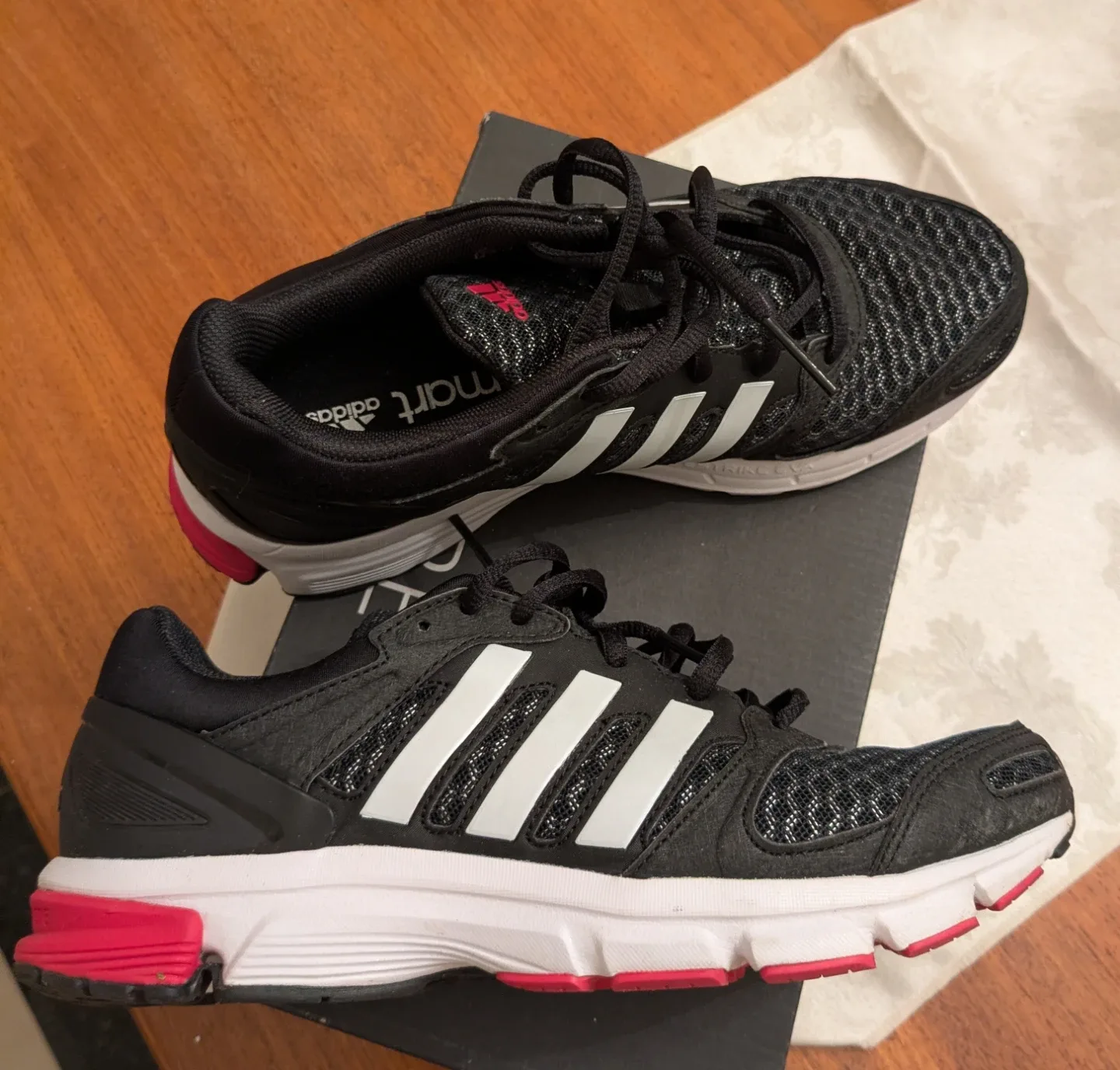 Adidas Run Smart Women's Running Shoes - Size 7