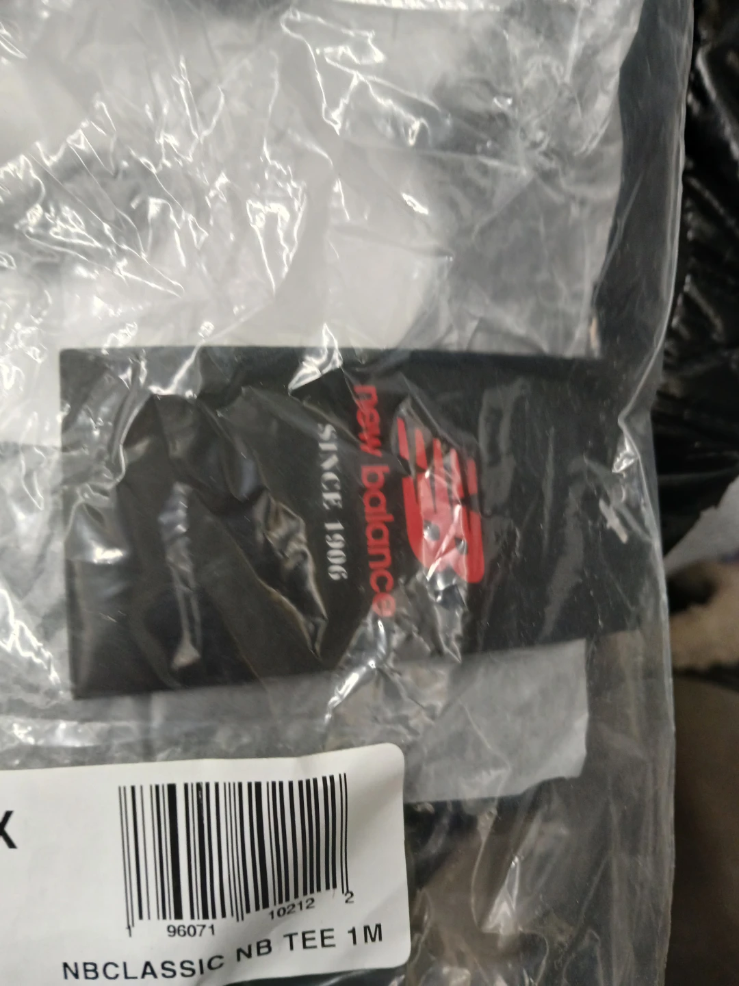 New Balance NB Classic Tee & Black knit Jogger (M) - photo 4