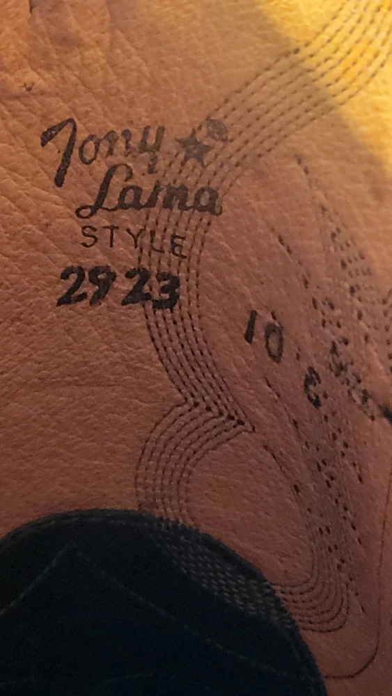 Tony Lama Cowboy Boots Style 2923 - Size 10.5 - photo 5