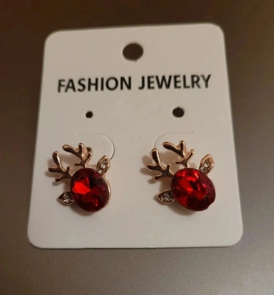 #Cleanout Reindeer Earrings