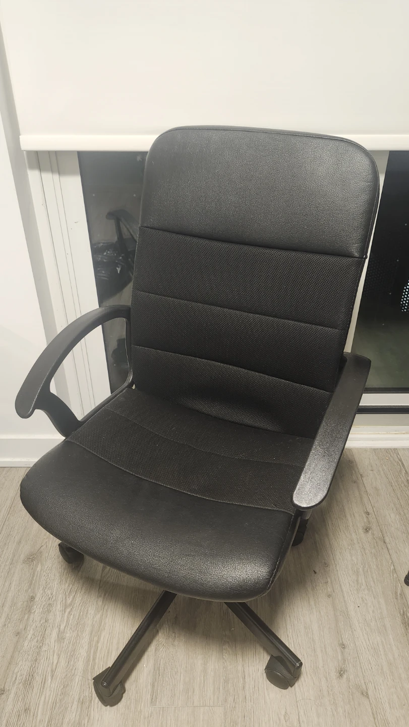 Black Office Chair