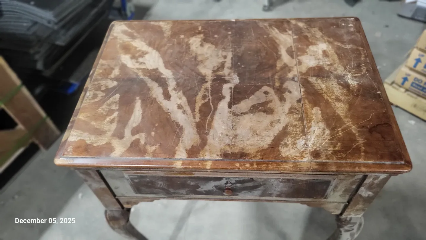 Singer Sewing Machine with Table image indicator(2)