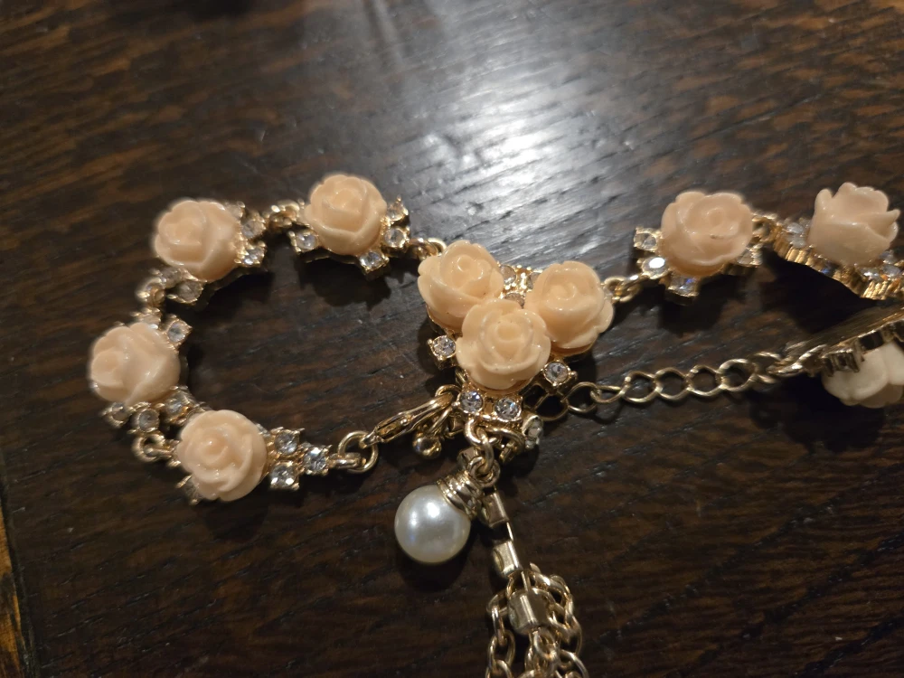 Rose & Pearl Bracelet - photo 2