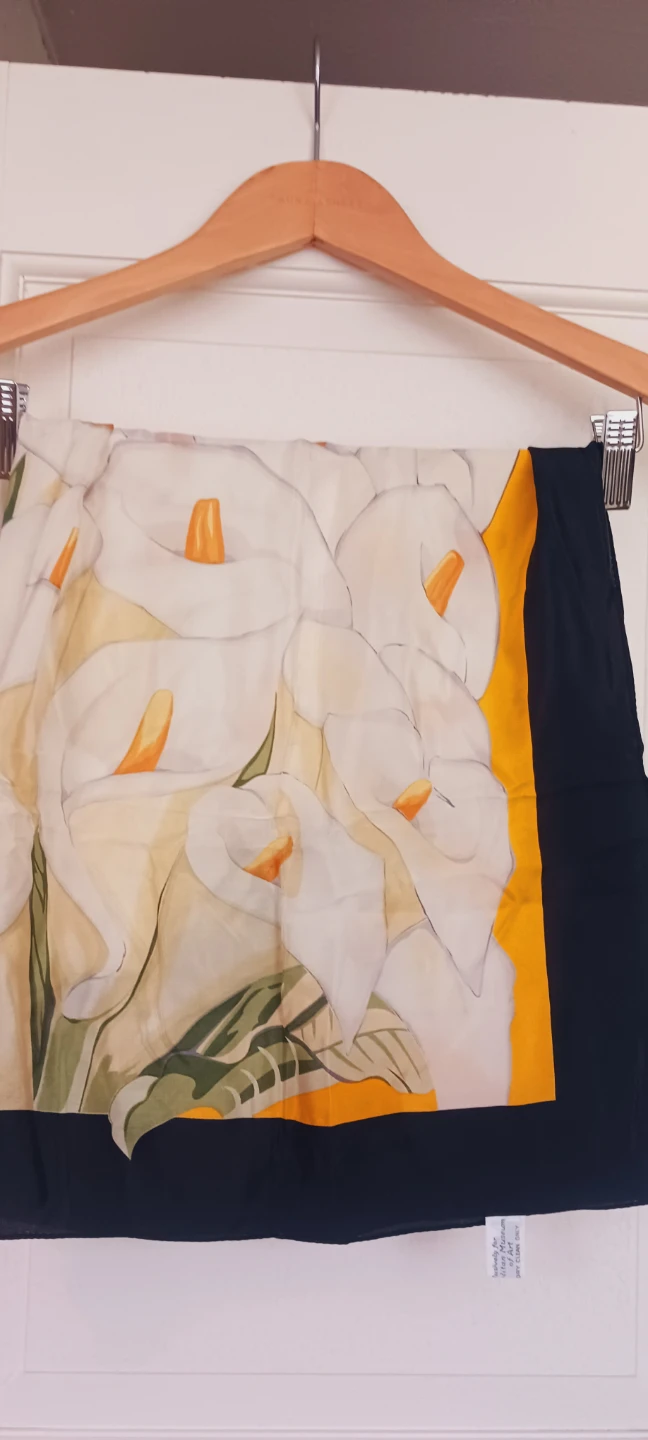 METROPOLITAN MUSEUM OF ART DIEGO RIVERA CALLA LILLIES SILK SCARF - photo 4