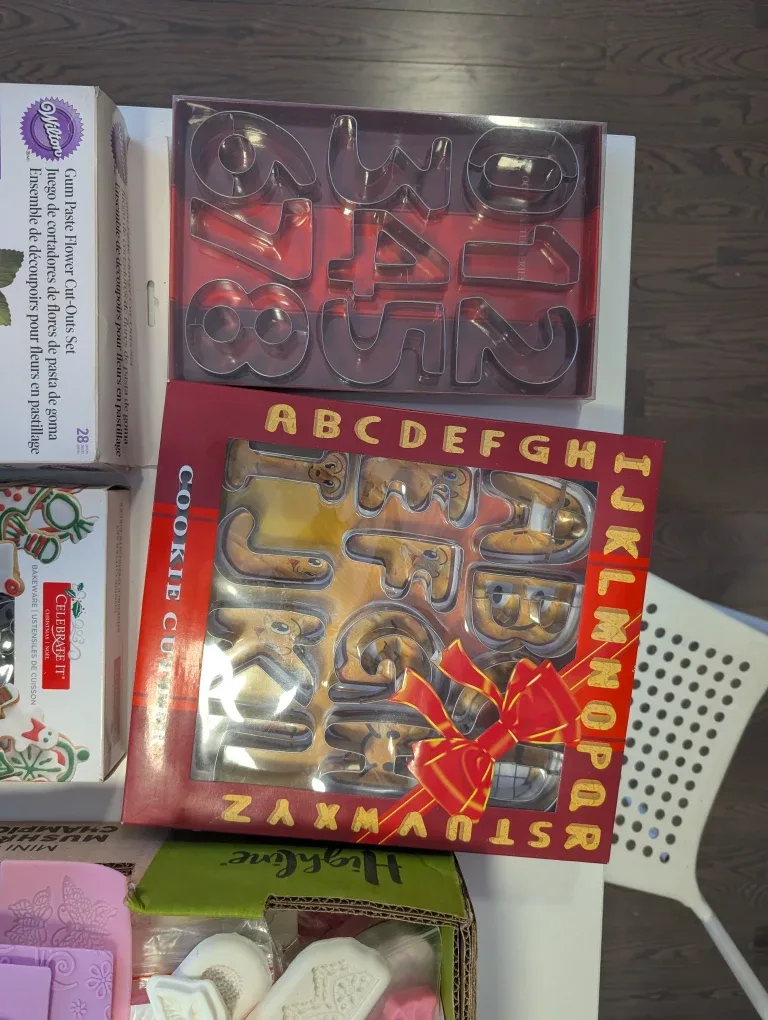 Cookie Cutters, Gum Paste Flower Cut-Outs, silicone molds image indicator(2)