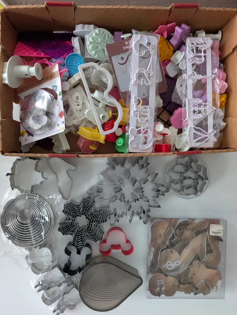 Cookie Cutters, Gum Paste Flower Cut-Outs, silicone molds image indicator(4)