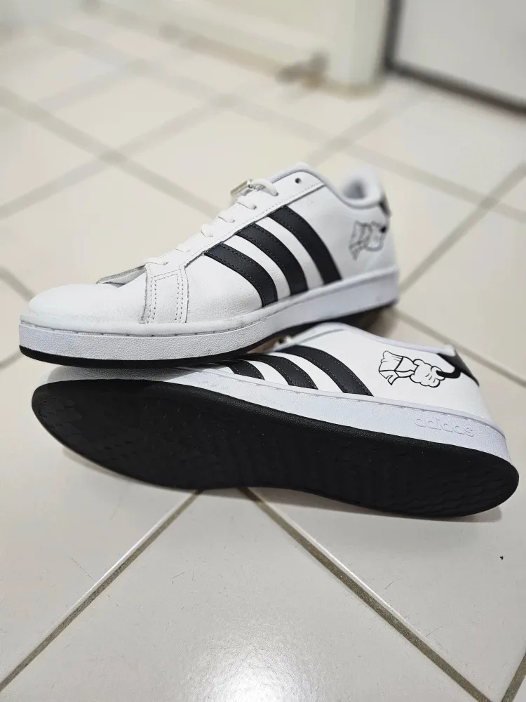 Adidas x Mickey Mouse Shoes - Men Size 10 image indicator(3)