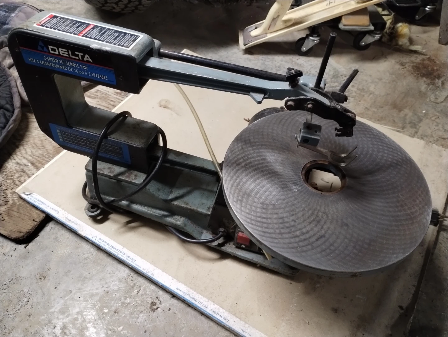 Delta 2-Speed 16" Scroll Saw