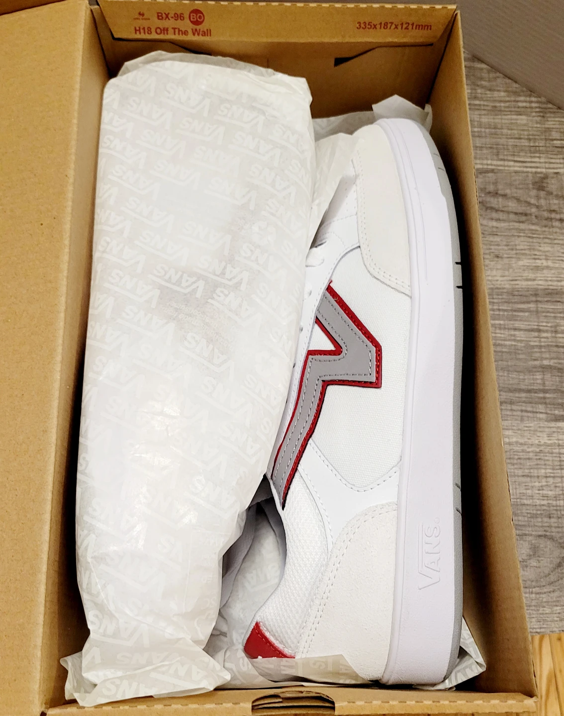 New Vans Court Skate Shoes - White/Red, With Box! - photo 2