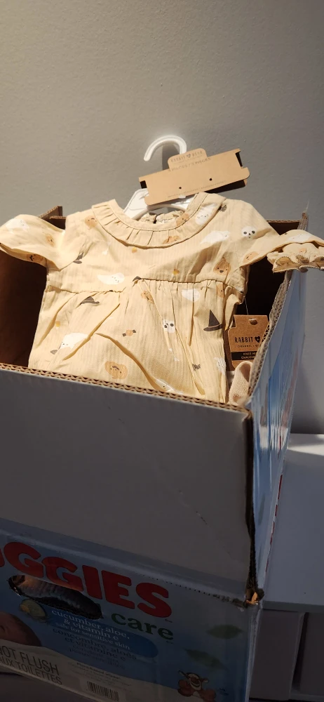 Fisher-Price Piano Gym & baby girl clothing& Moby baby wrap - photo 4