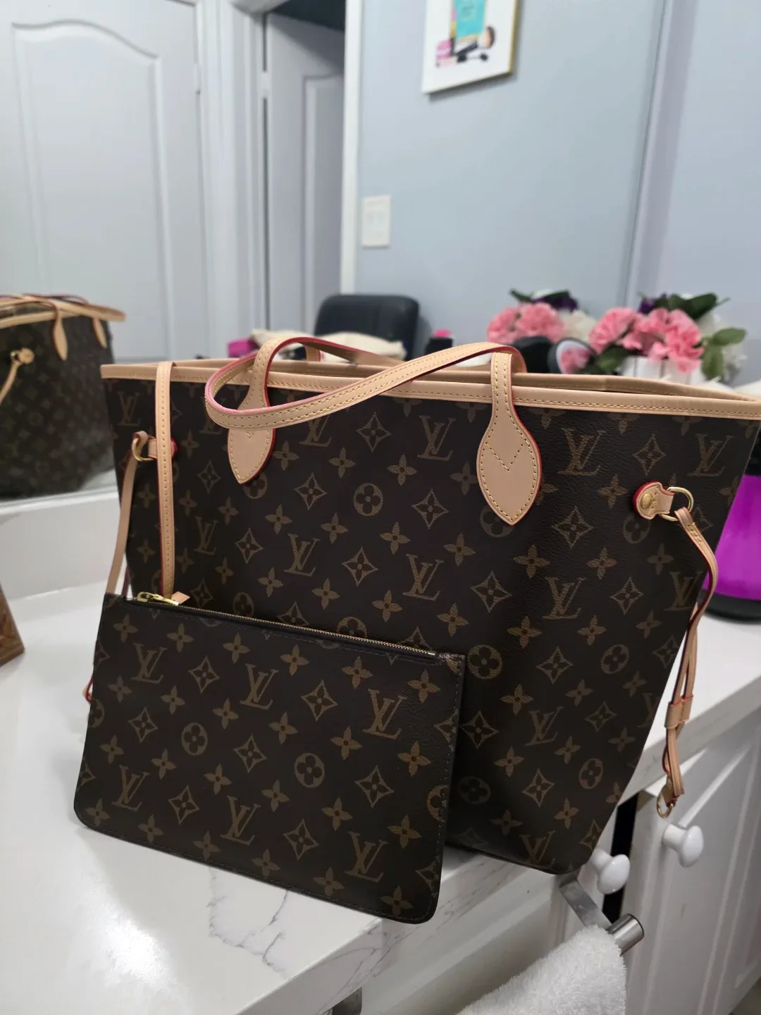 Louis Vuitton Neverfull MM Tote Bag