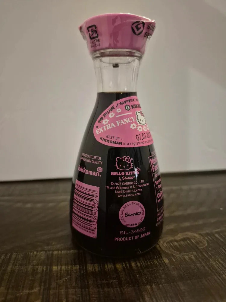 Kikkoman Hello Kitty Soy Sauce - Special Edition Pink Top image indicator(3)