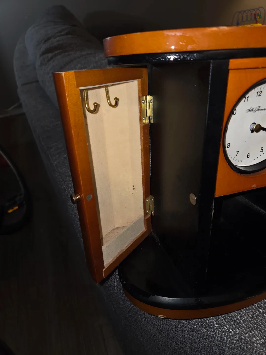 #cleanout Seth Thomas Jewelry Box with Clock image indicator(4)