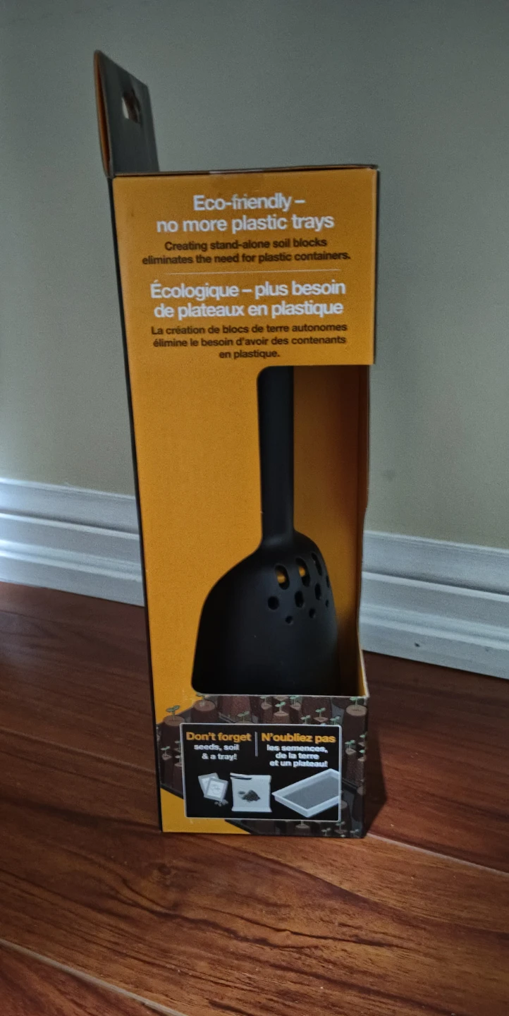 Fiskars Soil Block Maker - New in Box! - photo 4