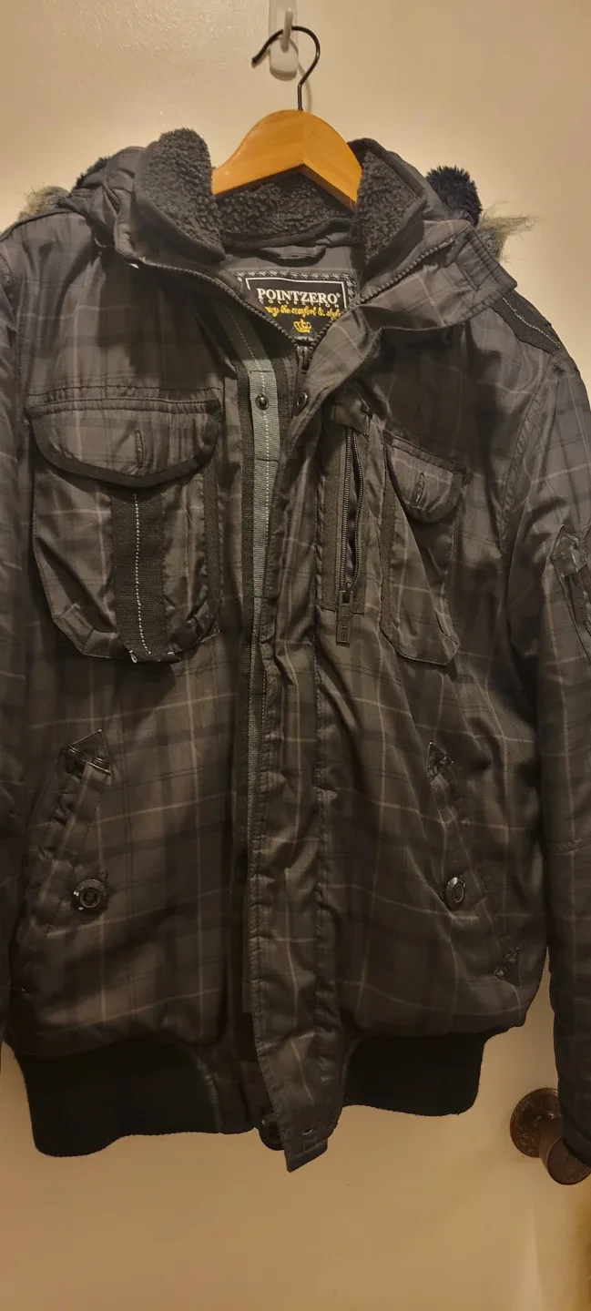 Point Zero Plaid Winter Jacket image indicator(3)