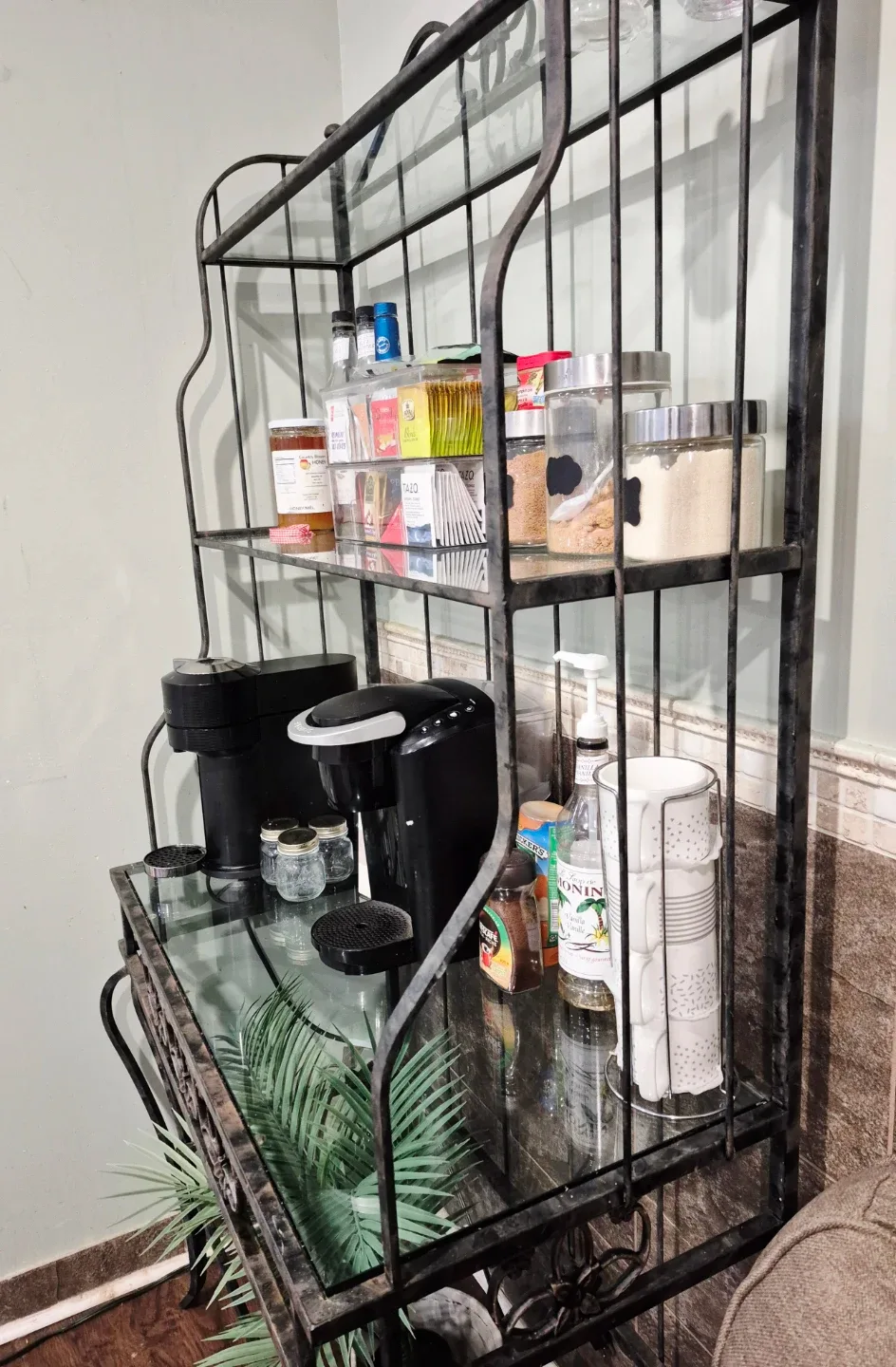 Metal Bakers Rack with Glass Shelves