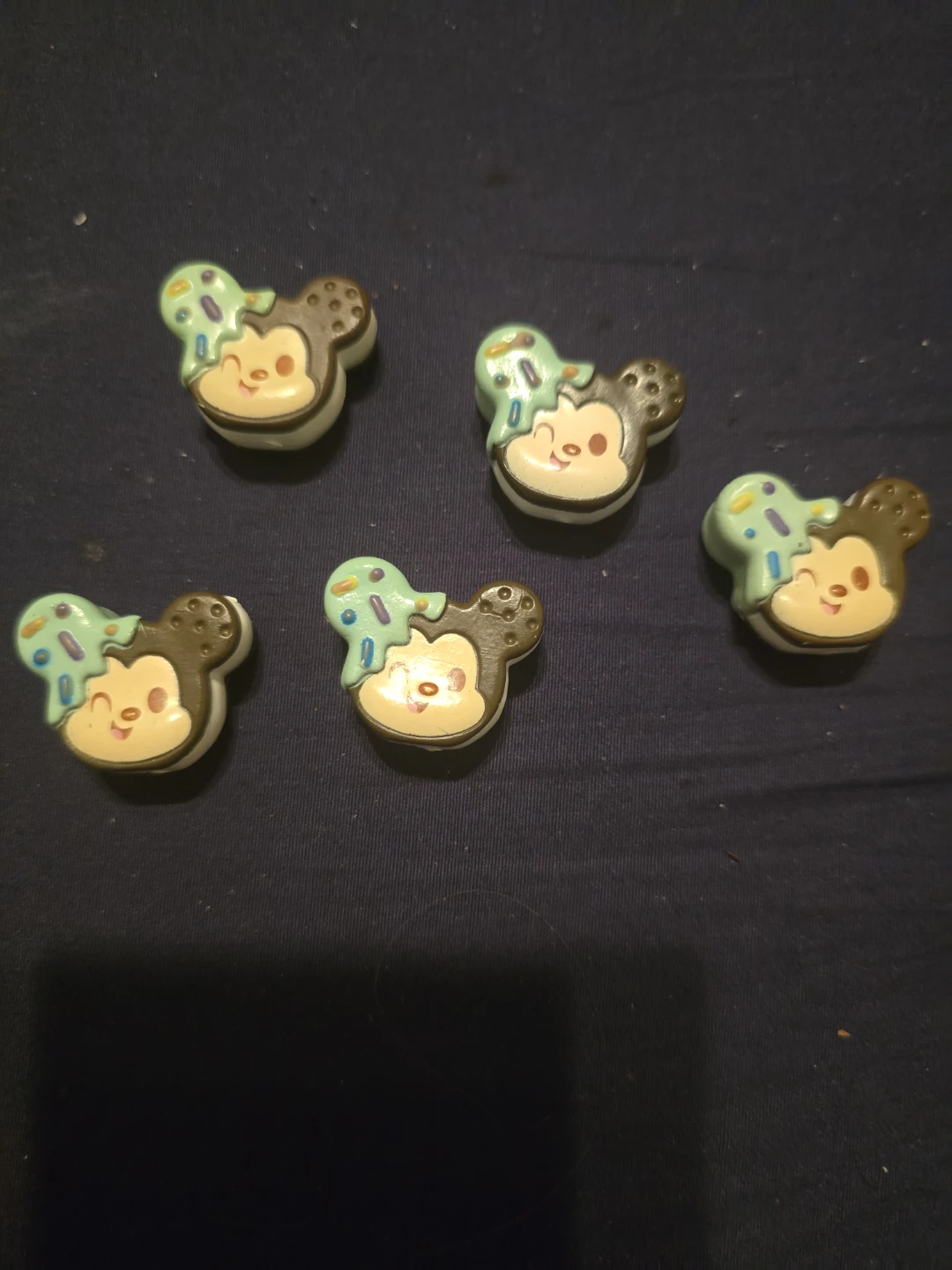 Disney Mickey Mouse Cookie Pin - photo 2