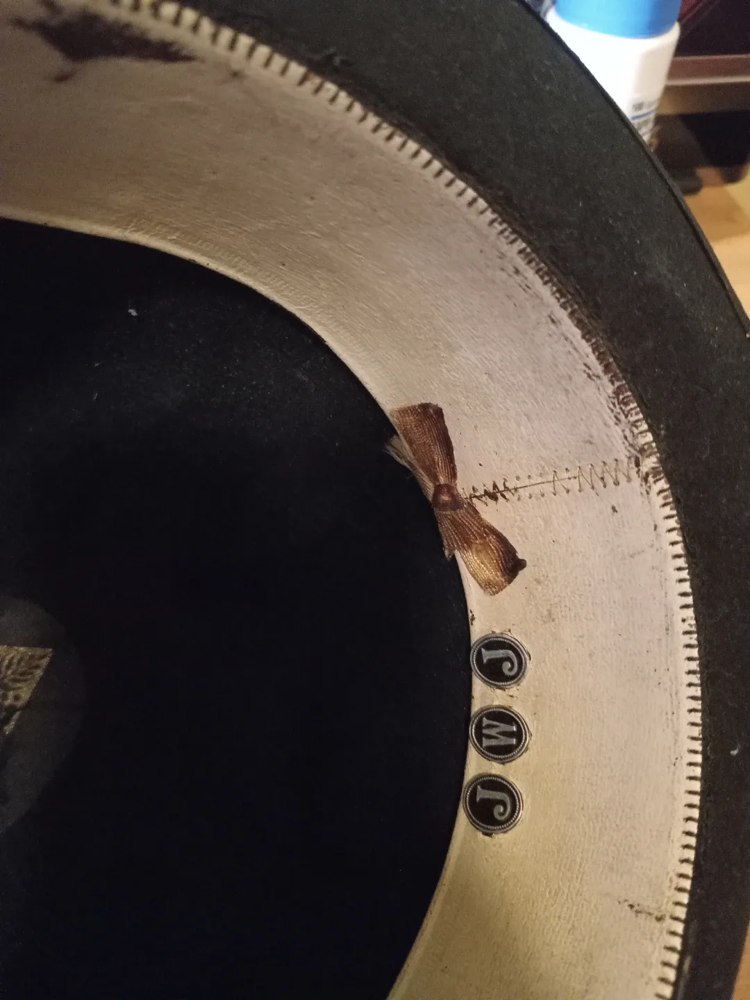 BOWLER'S HAT image indicator(7)