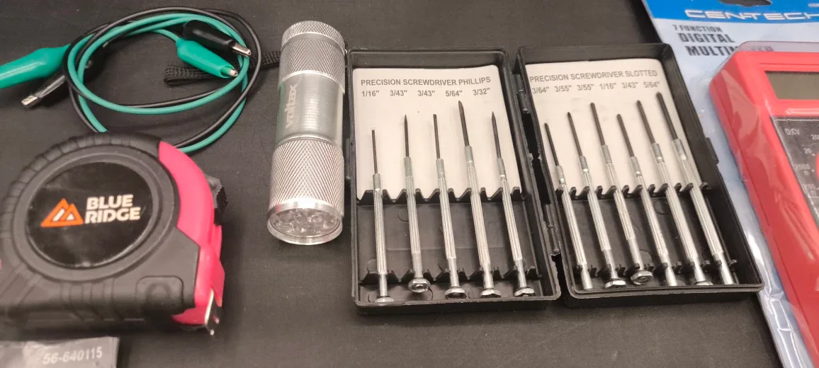 Electrical Tools Kit + Digital Multimeter | Auto & Home Repair image indicator(8)