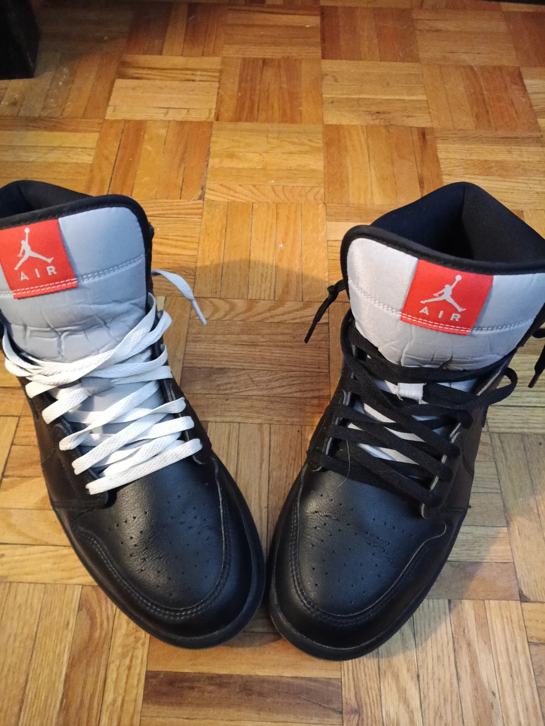 Air Jordan 1 High Black/Grey - photo 2