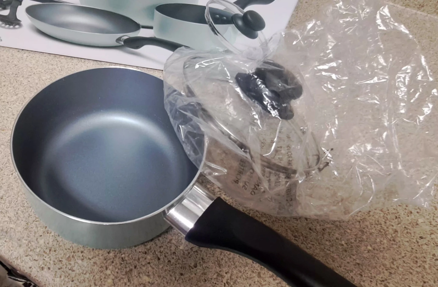 New 5-Piece Cookware Set - Mint Green