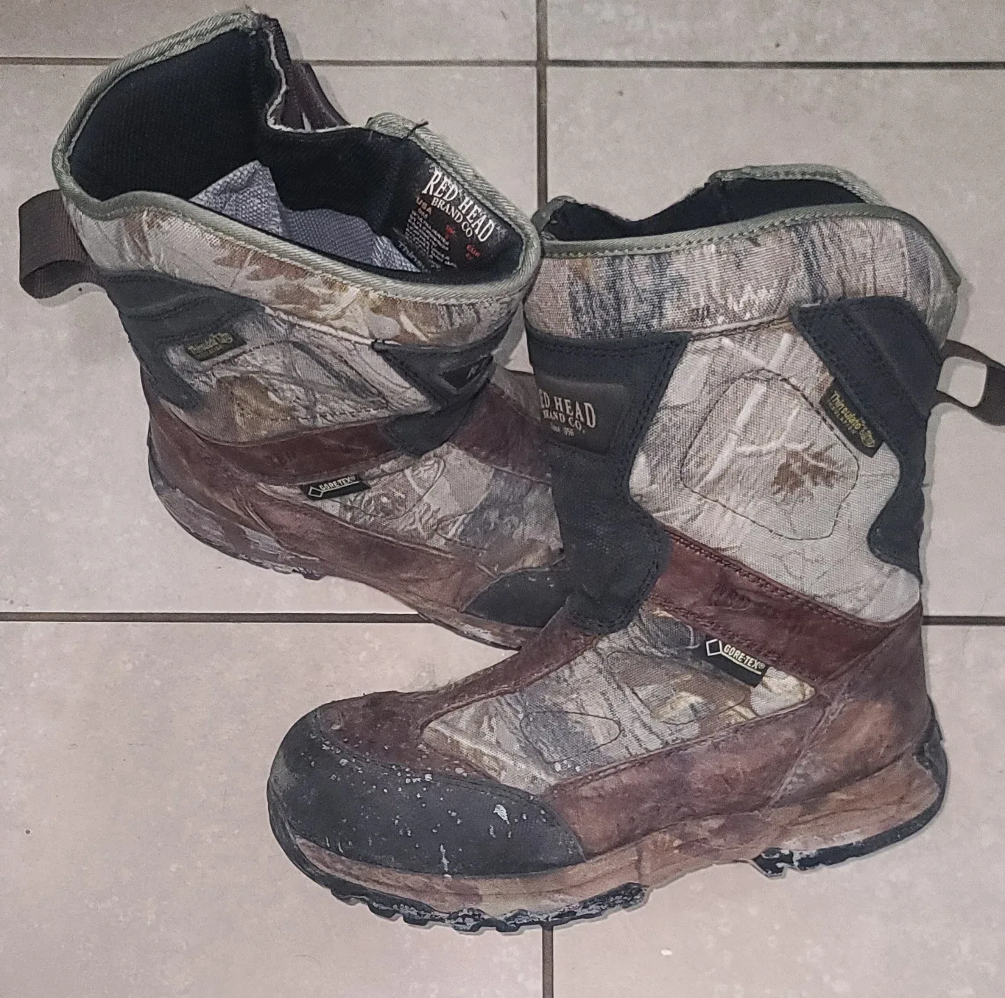 RedHead 10" Ultra Nunter Boots - Size 9M