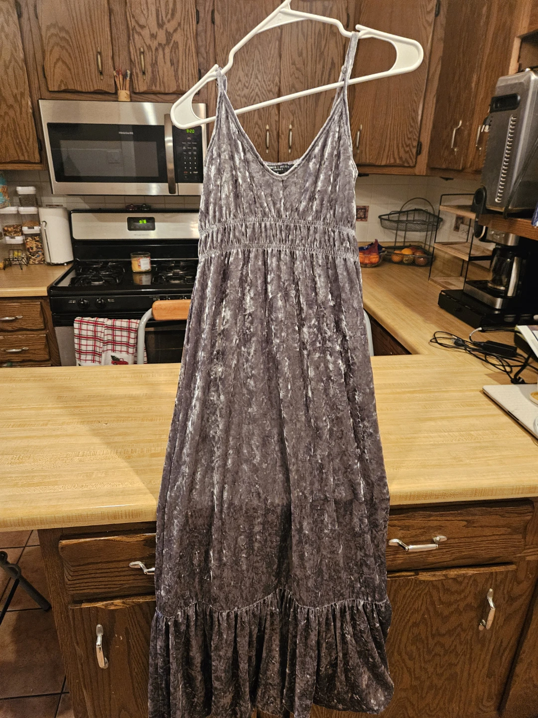 Romeo + Juliet Couture Velvet Dress - Size S