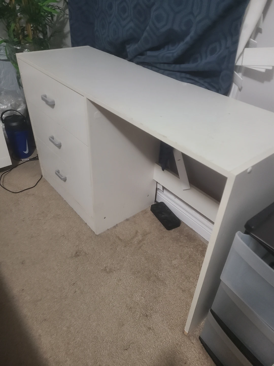 White Desk with Hutch and Drawers