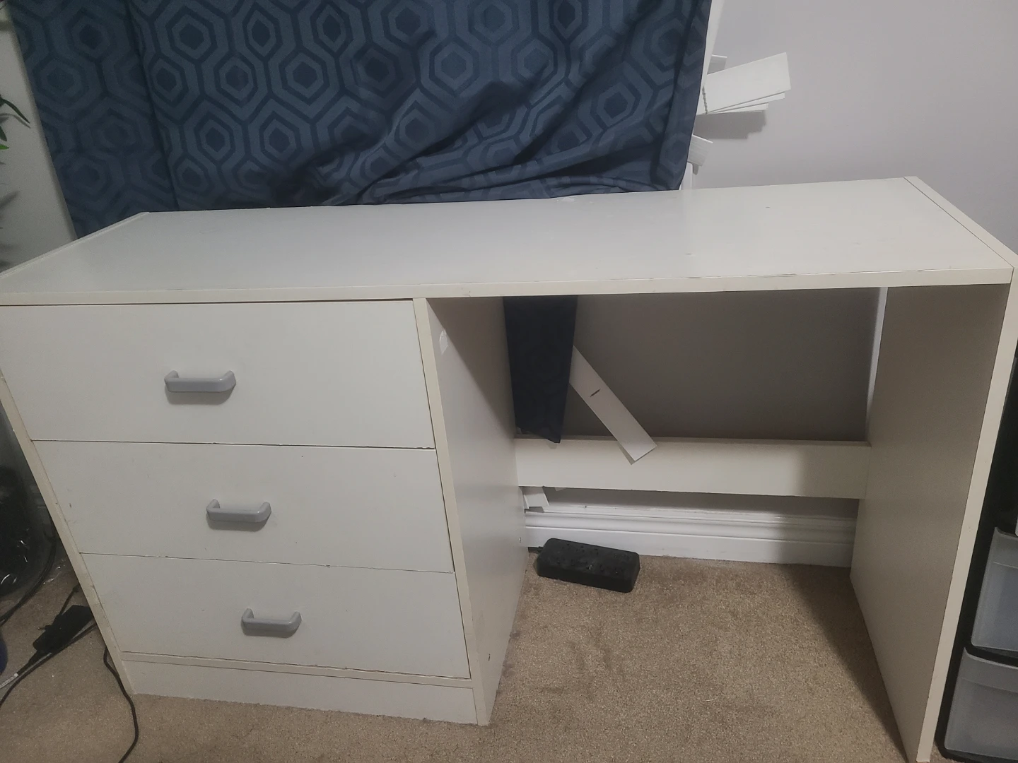 White Desk with Hutch and Drawers - photo 3