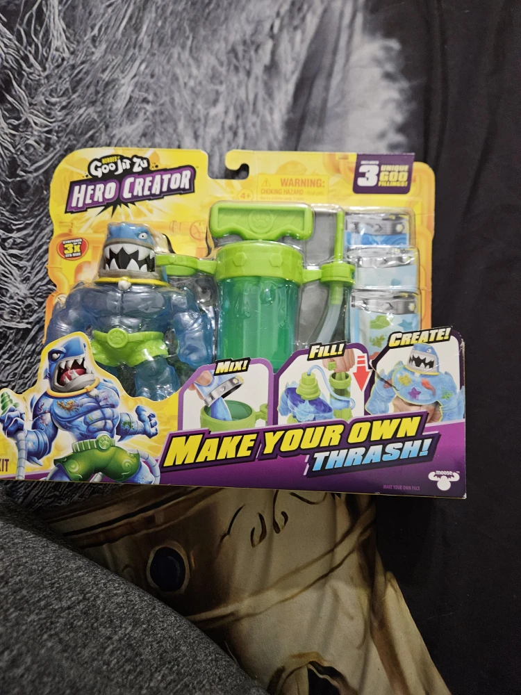 Goo Jit Zu Hero Creator Thrash Action Figure Kit