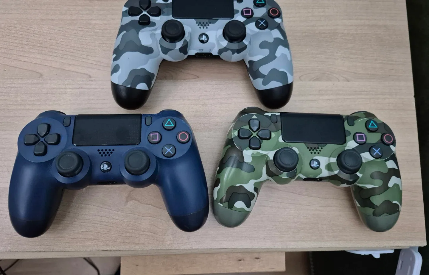 Ps4 controllers
