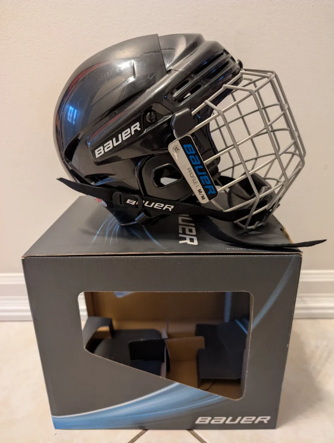 Bauer 2100 Hockey Helmet - Size Medium image indicator(2)