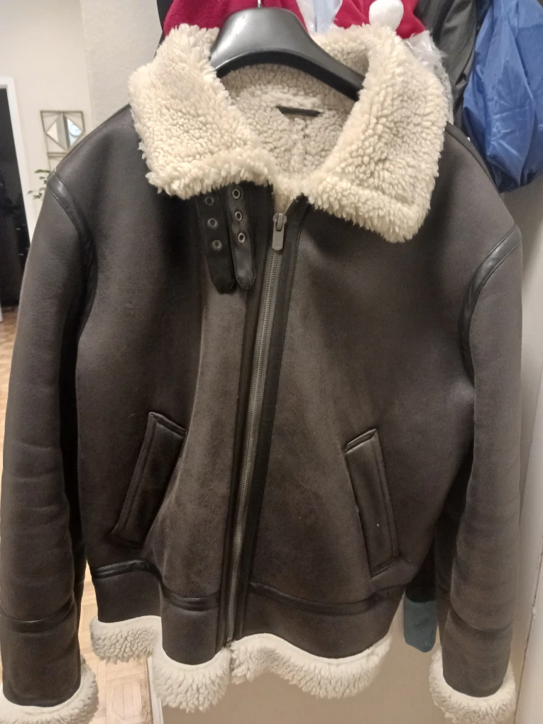 Zara Faux Shearling Aviator Jacket - photo 3
