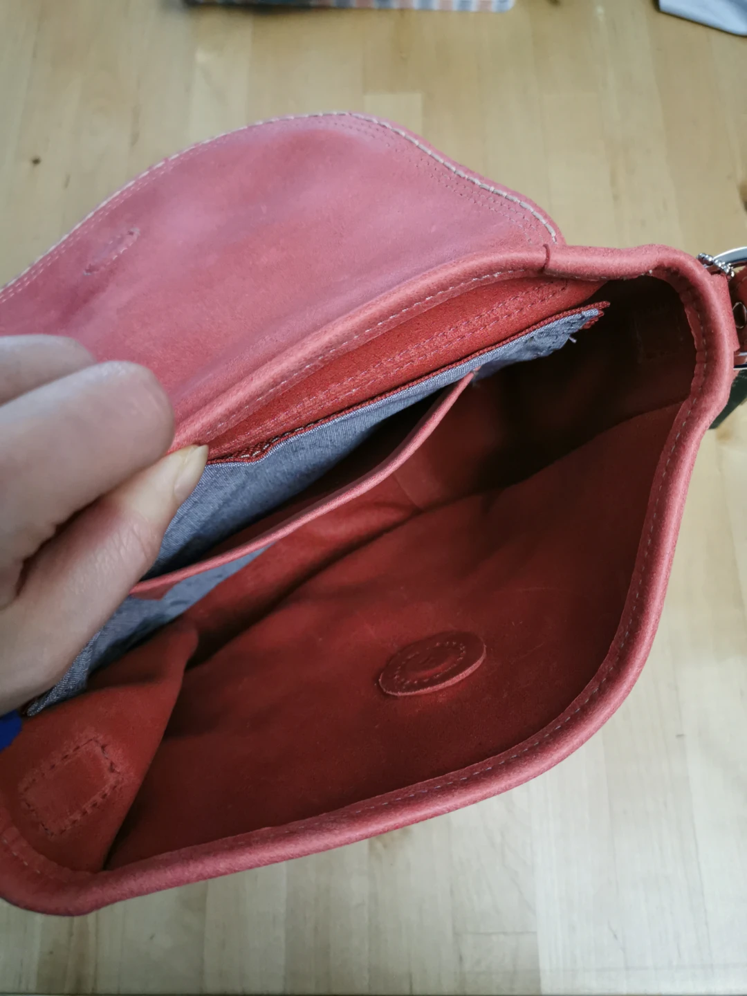 Roots Leather Crossbody Bag - Coral - photo 4
