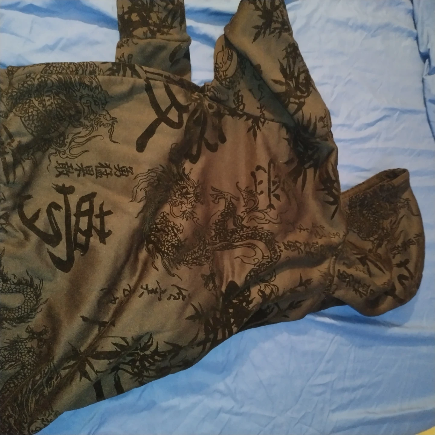 DRIII Social Club Dragon Print Hoodie - Size L - photo 4