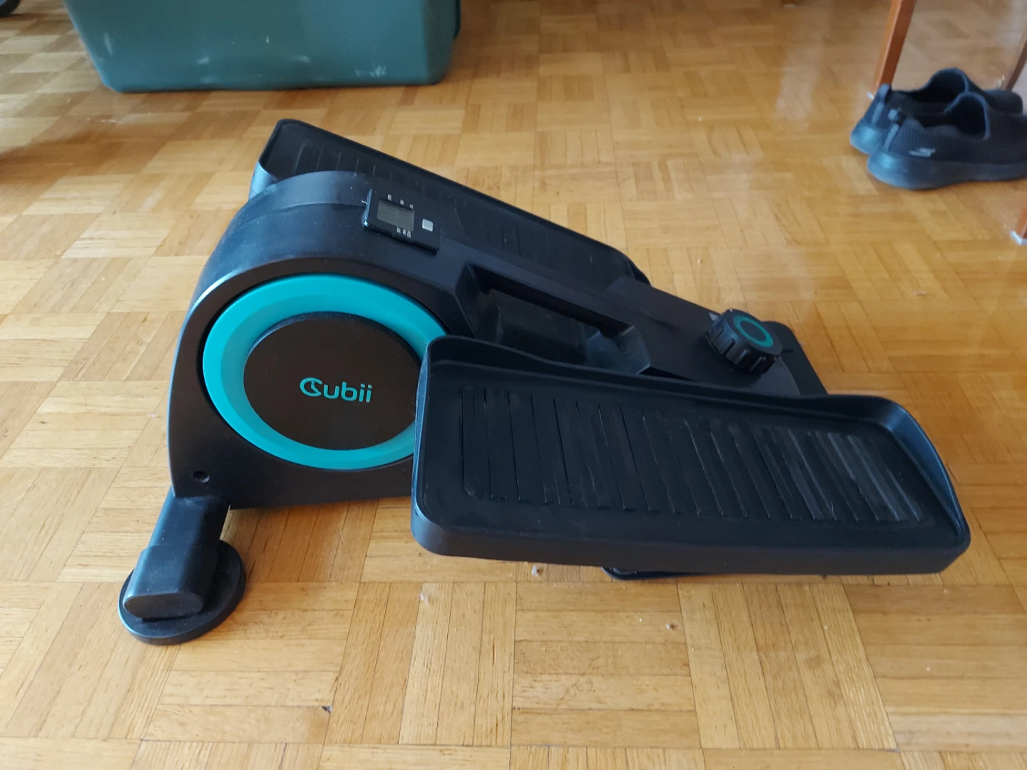 Cubii under-desk elliptical - photo 2